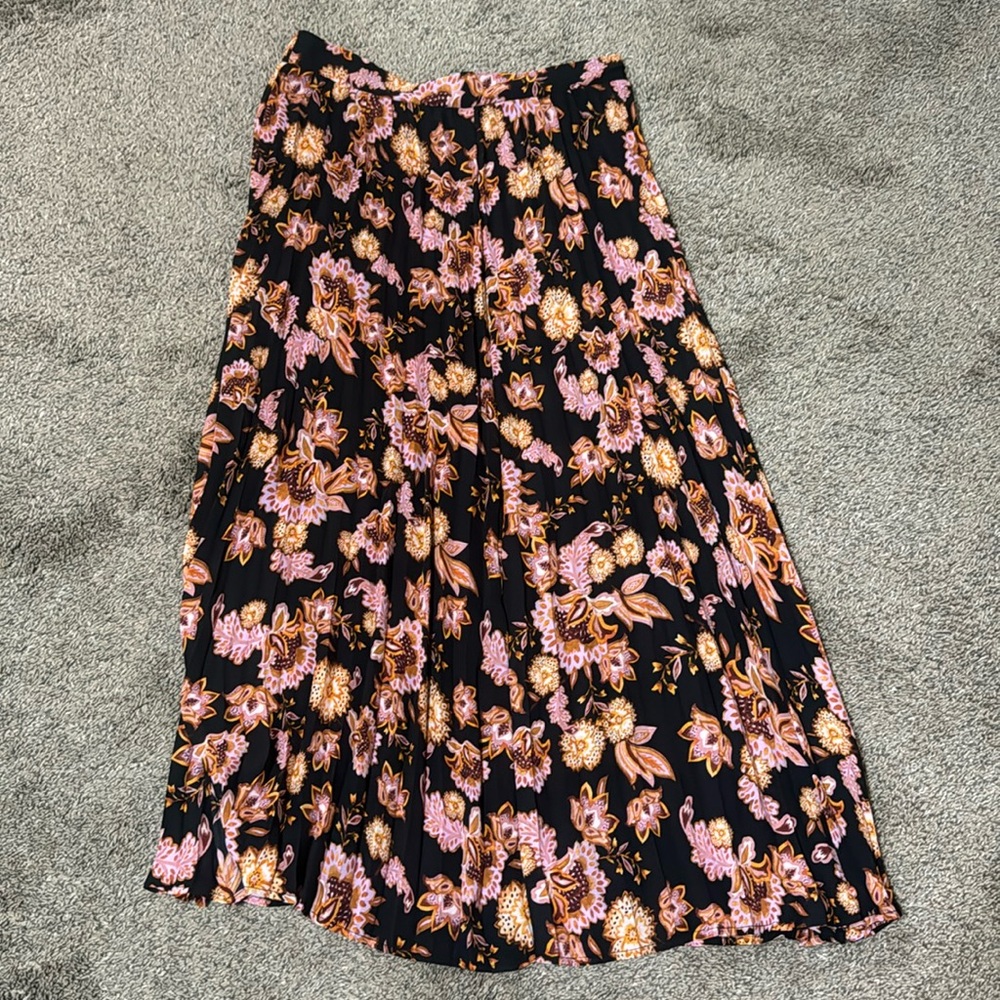 the Get skirt
